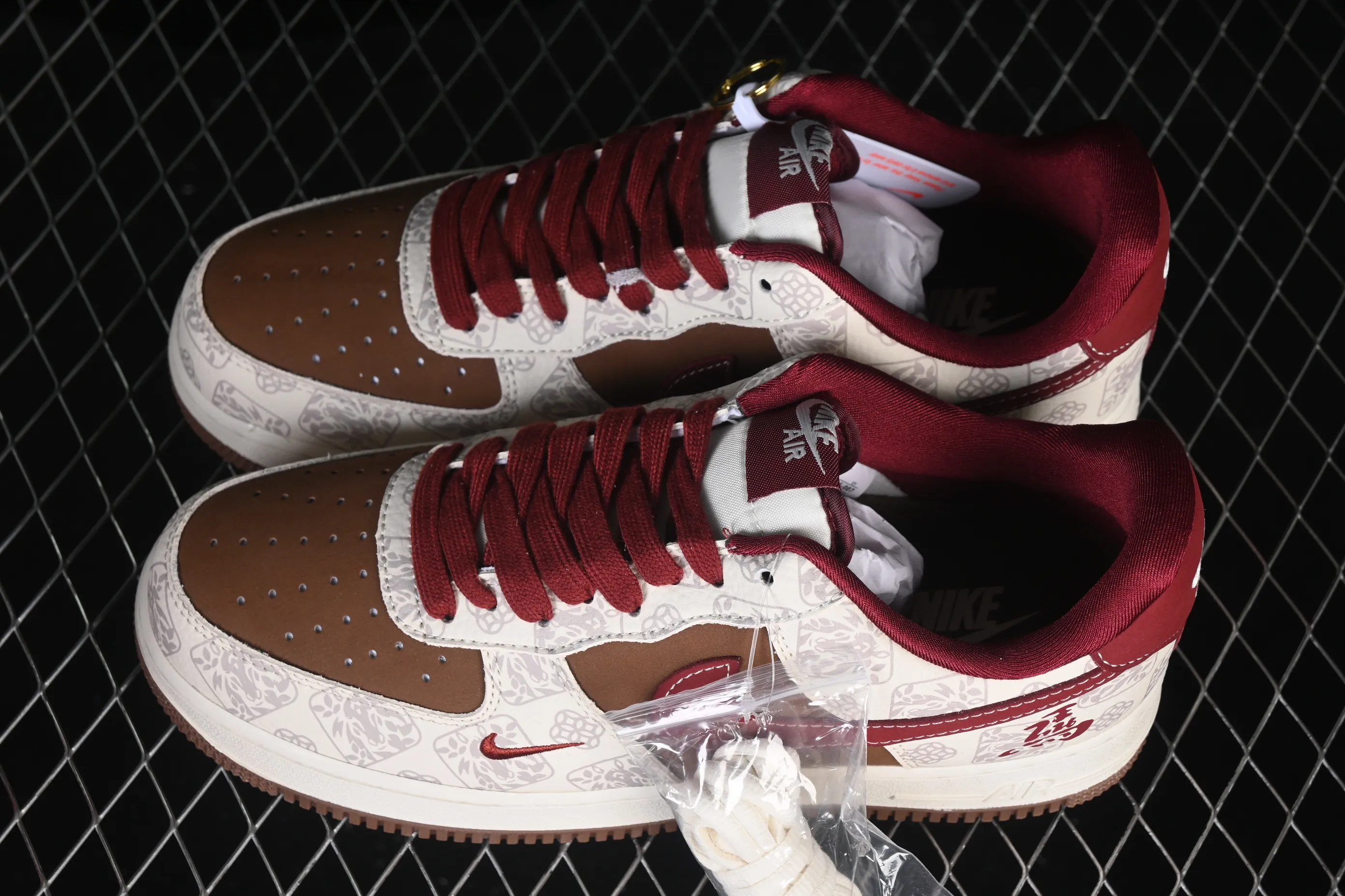All Categories Nk Air Force 1 Air Force Series Nk Air Force 1 Low Air Force Low Nike Air Force 1'07 Low Year of the Horse Limited Co-branded White Brown Coin Style Air Force 1 Low-top Casual Shoes DW8806-007